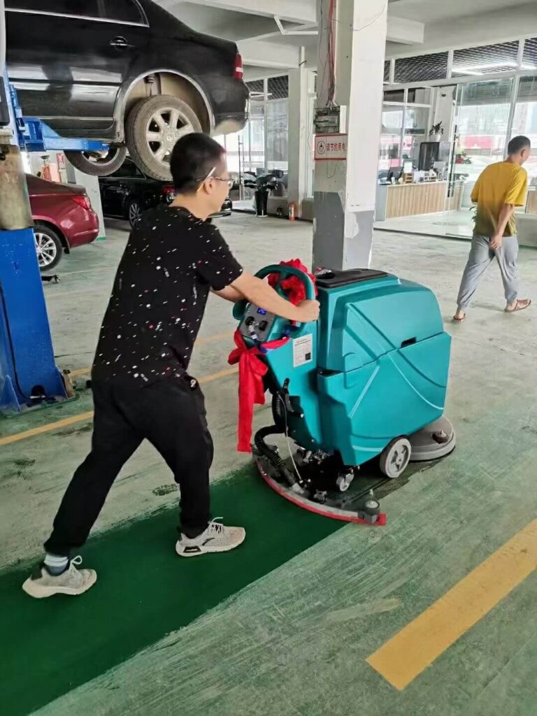 CY walk behind floor scrubber