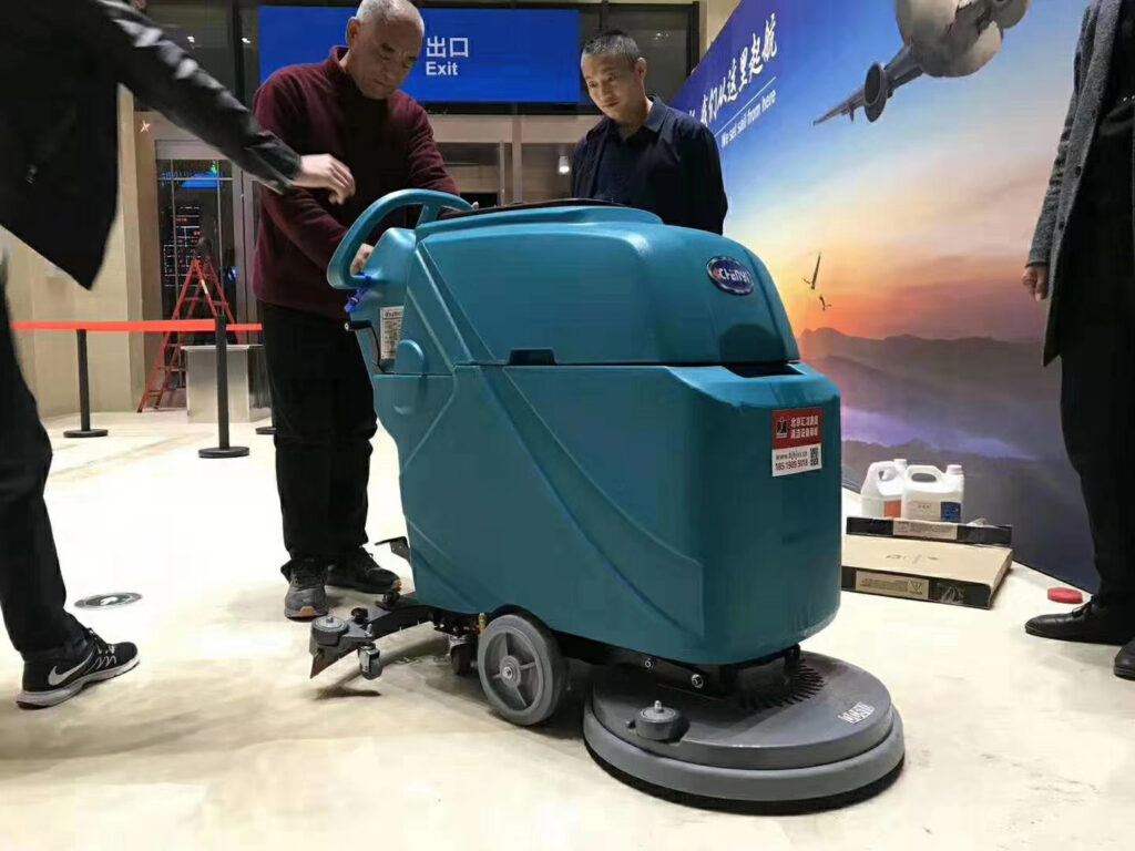 walk behind scrubber with battery powered.