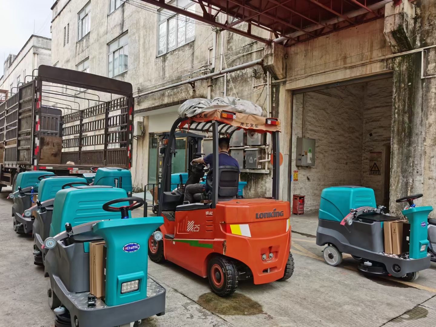 Loading for CY Scrubbers on May 29,2024