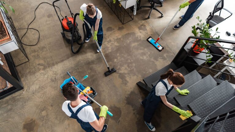 How does Cleaning Company Choose the Right Cleaning Equipment?